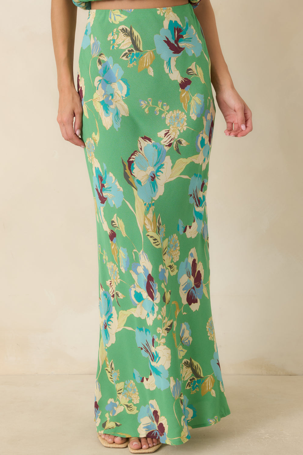 Blue-Floral-Green-Maxi-Skirt-Detail