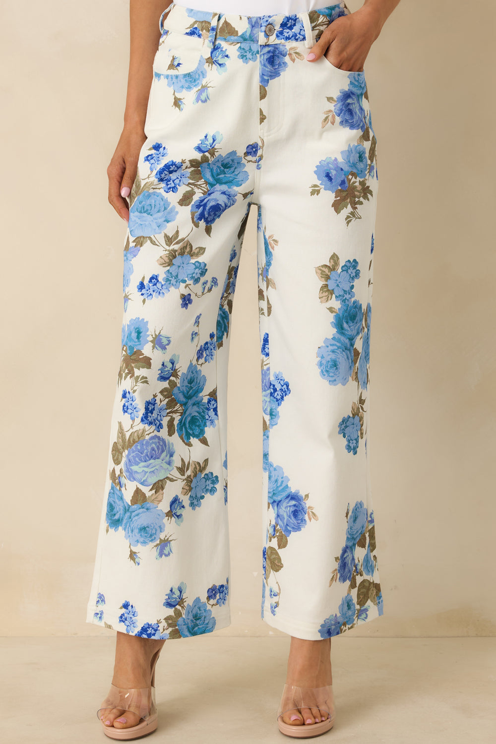 Closer-View-Of-The-High-Rise-Waistband-And-Button-Closure