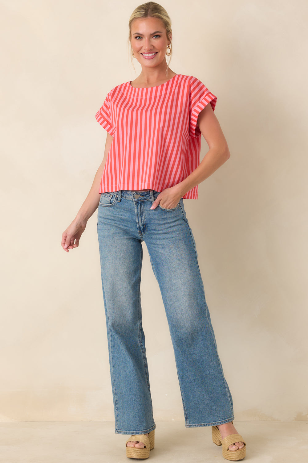 Cotton-Top-Showcasing-Bold-Vertical-Striping-With-Boxy-Drape