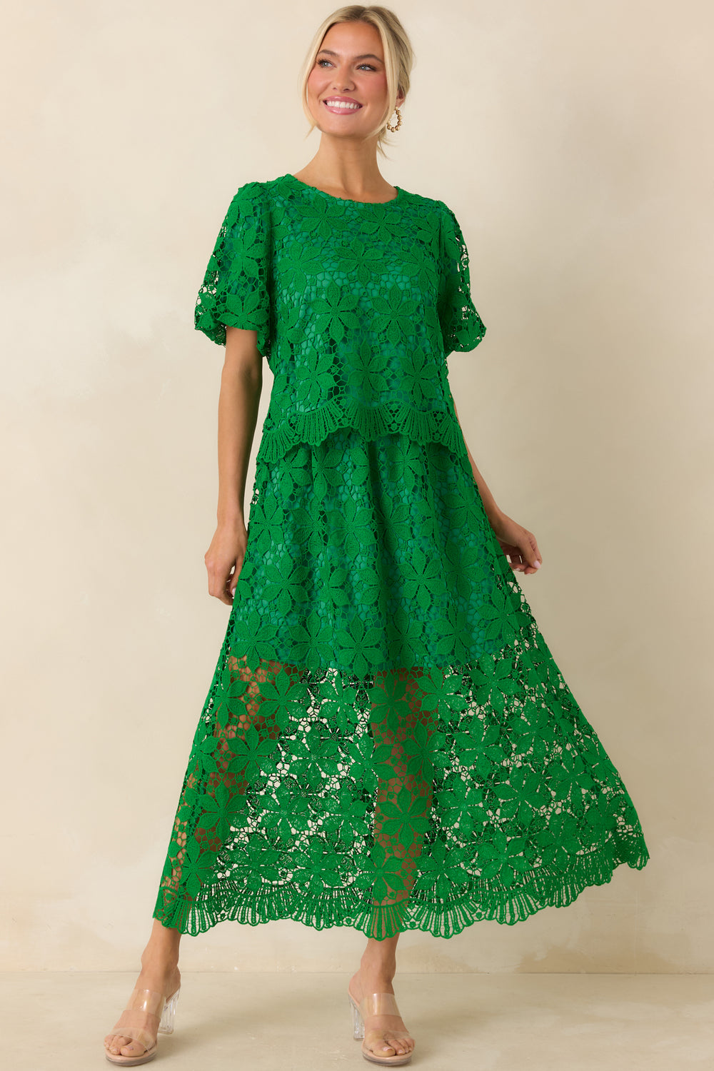 Crochet-Style-Green-Lace-Top-With-Scalloped-Hem