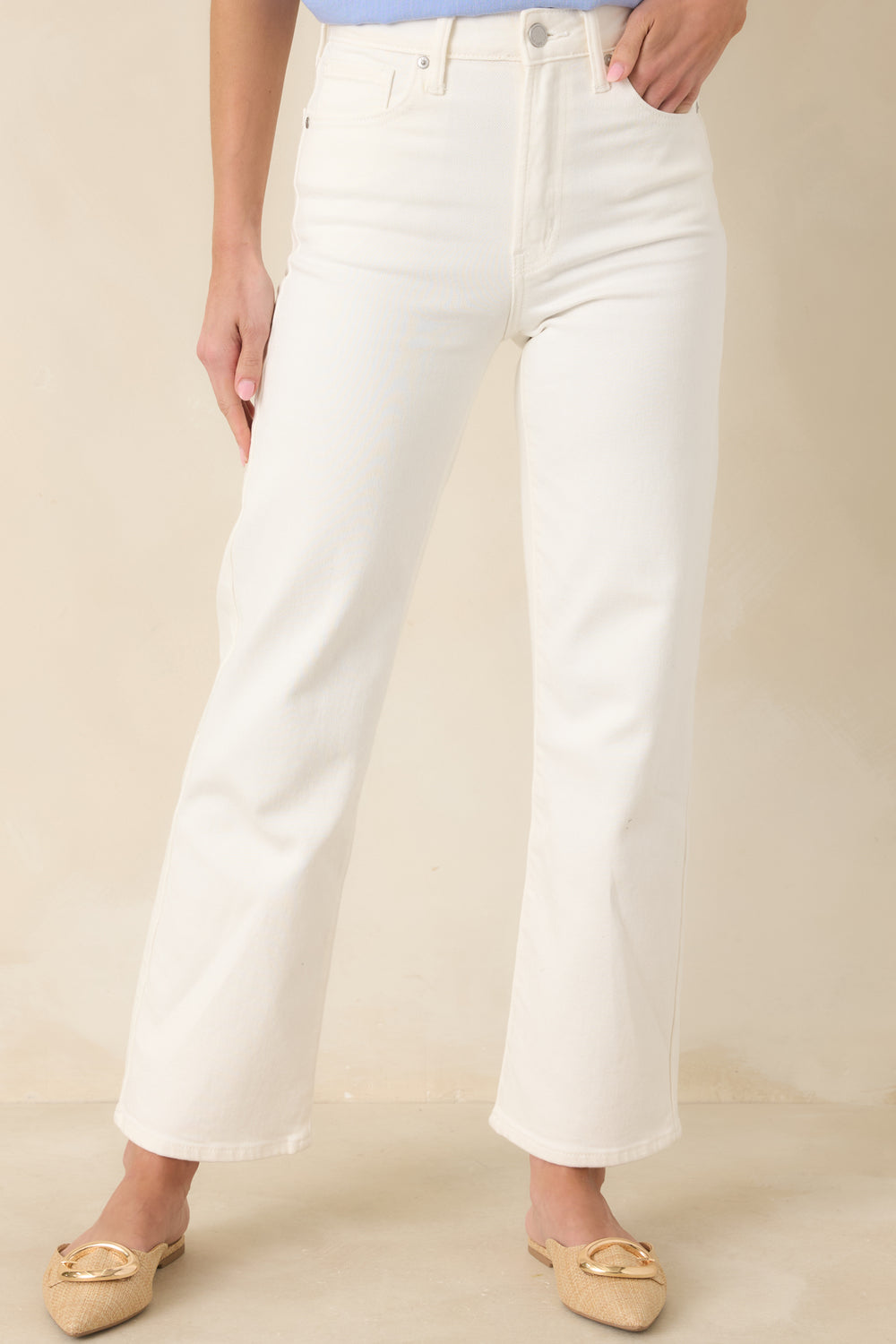 Cropped-Front-White-Jeans-Metal-Button-Zipper-Fly