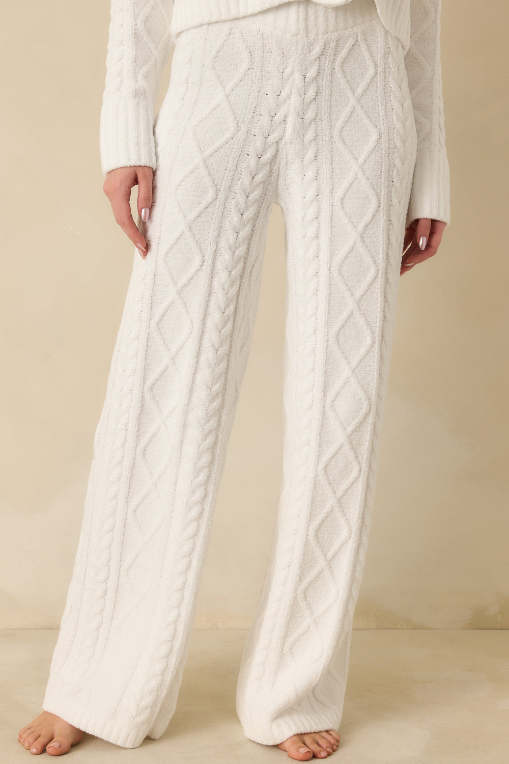 Cropped-View-Elastic-Waistband-Wide-Leg-Ivory-Knit-Pants