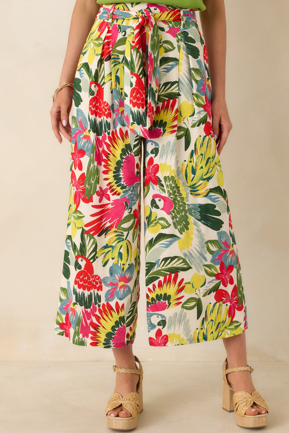 Cropped-View-Of-Tropical-Print-Pants-Highlighting-Self-Tie-Waist