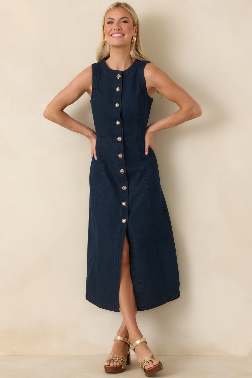 Dark-Indigo-Sleeveless-Denim-Midi-Dress-With-A-Button-Front