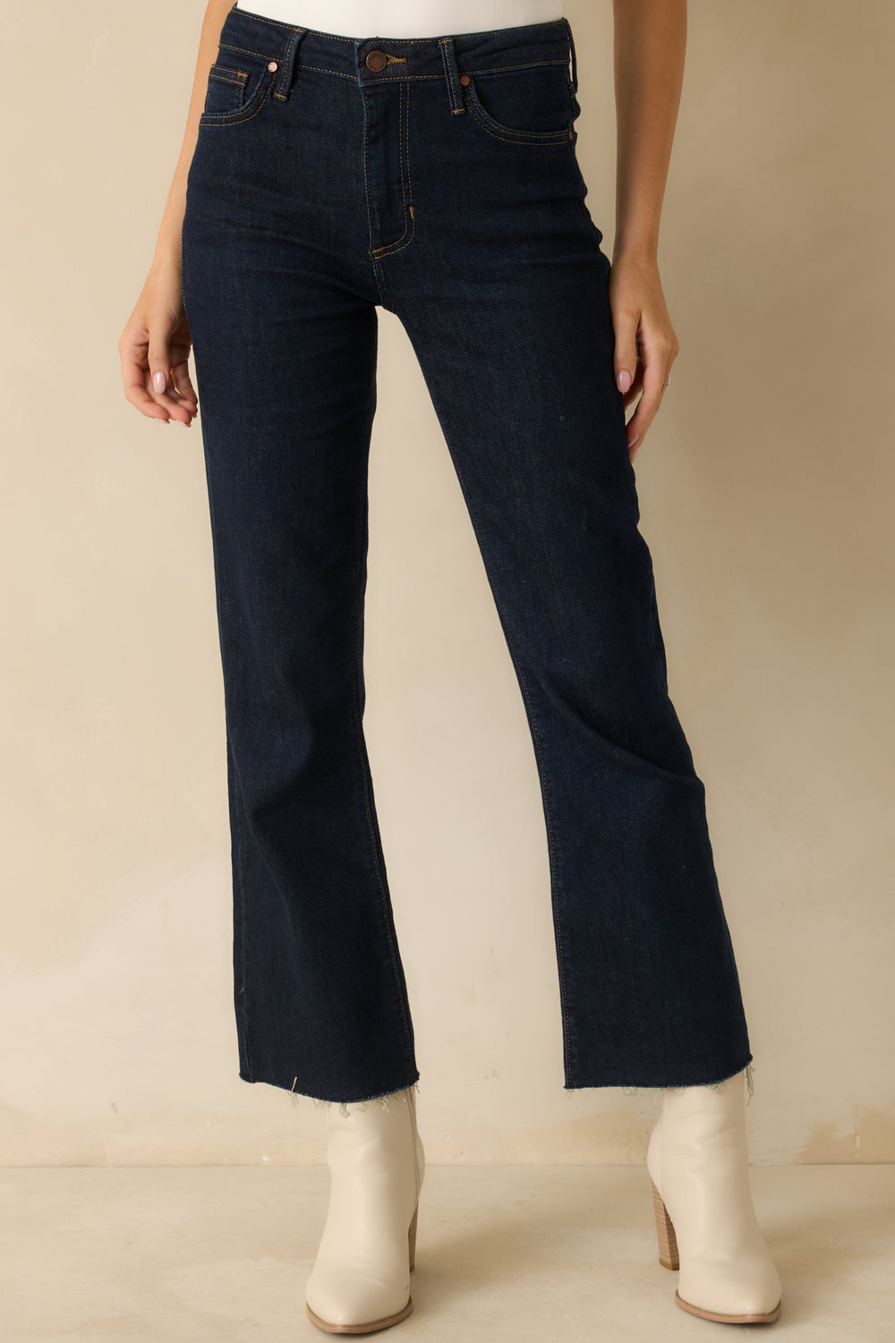 Dark-Wash-Denim-Front-Smooth-Fit-Hips-Thighs