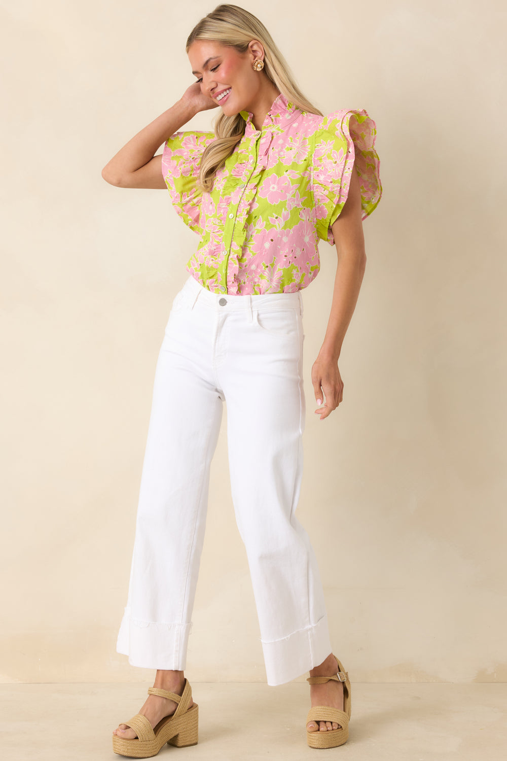 Embroidered-Eyelet-Top-With-Floral-Pattern-And-Relaxed-Silhouette
