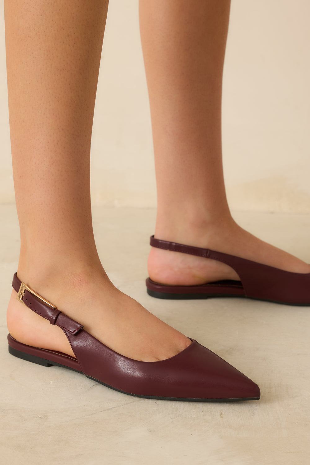 Faux-Leather-Texture-With-Gold-Buckle-Strap