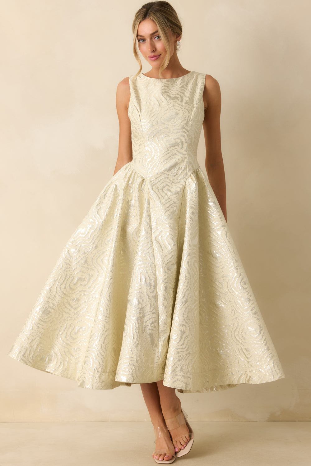 Ivory-Metallic-Jacquard-Dress-Sleeveless-Waistband-Pleated-Skirt-Elegant