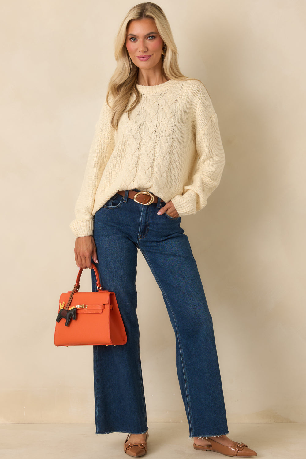 Ivory-Pullover-Sweater-With-Classic-Cable-Knit-Pattern
