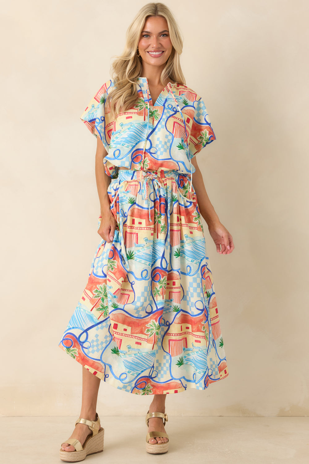 Lightweight-Top-Split-Neckline-Adjustable-Ties-Flowing-Easy-Drape