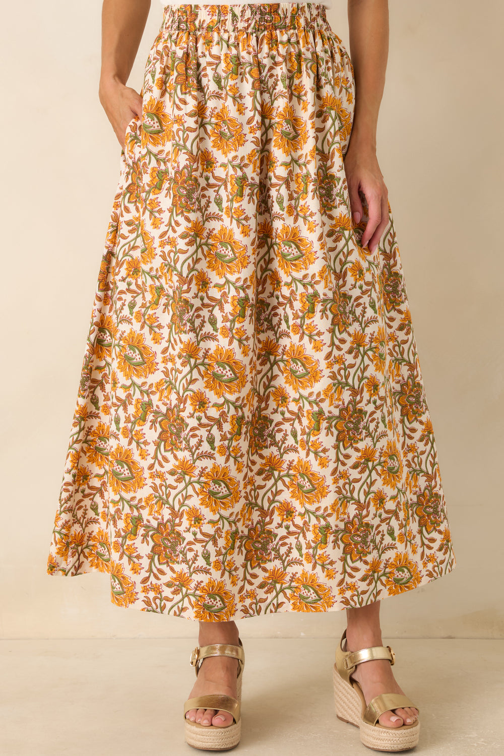 Marigold-Olive-Floral-Elastic-Waist-Skirt-Pattern-Detail