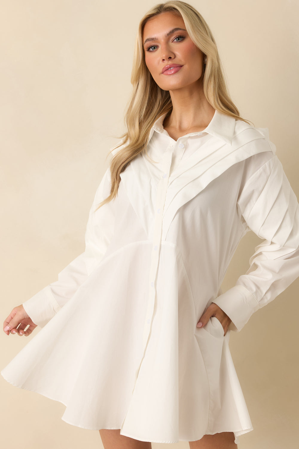 Pointed-Collar-Button-Up-Front-Tailored-Styling