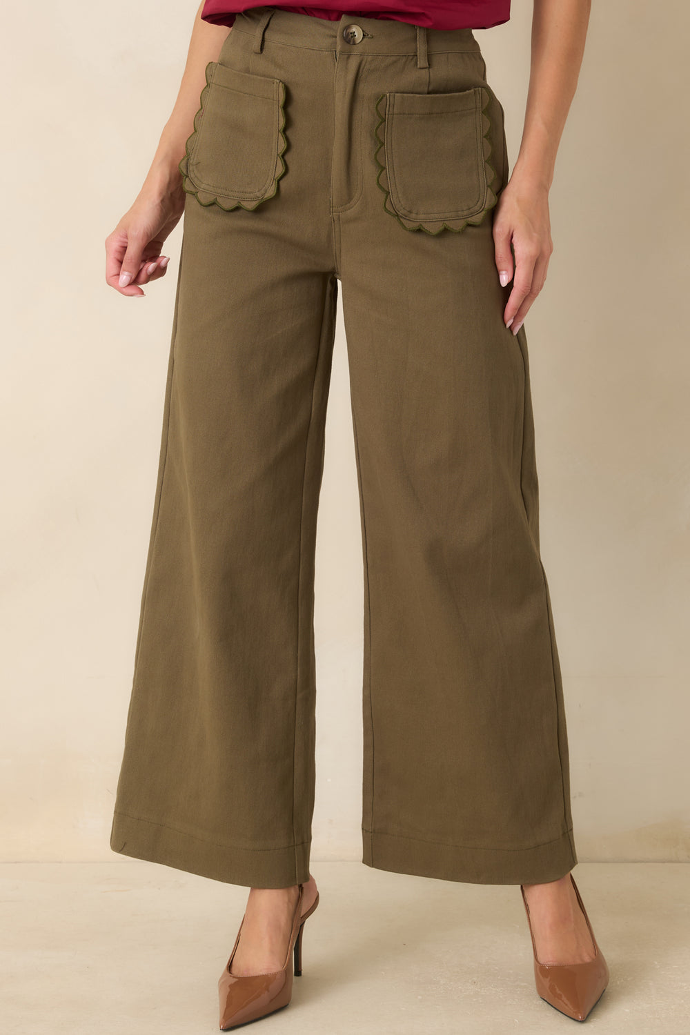 Scalloped-Front-Patch-Pocket-Detail