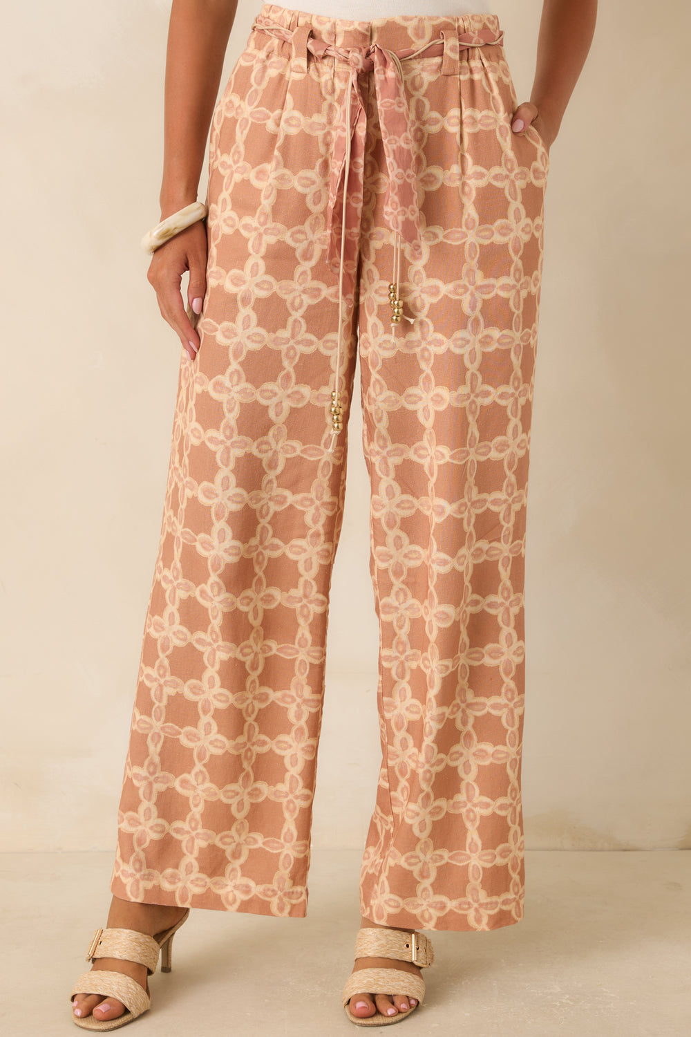 Side-Pocket-Printed-Wide-Leg-Pants-Detail