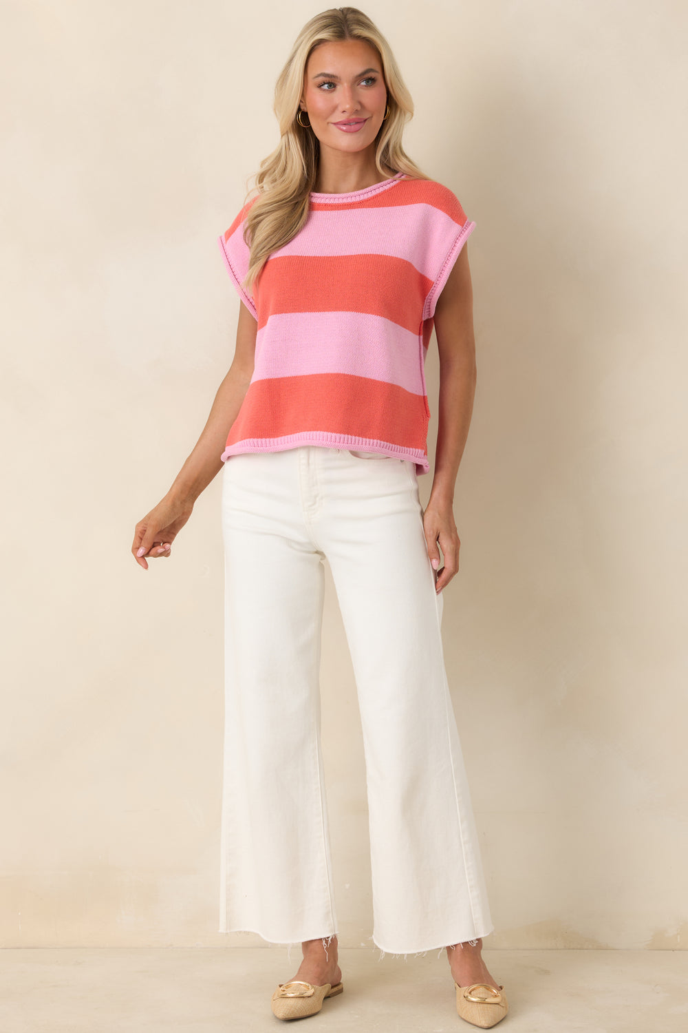 Striped-Cotton-Blend-Knit-Top-With-Round-Neckline