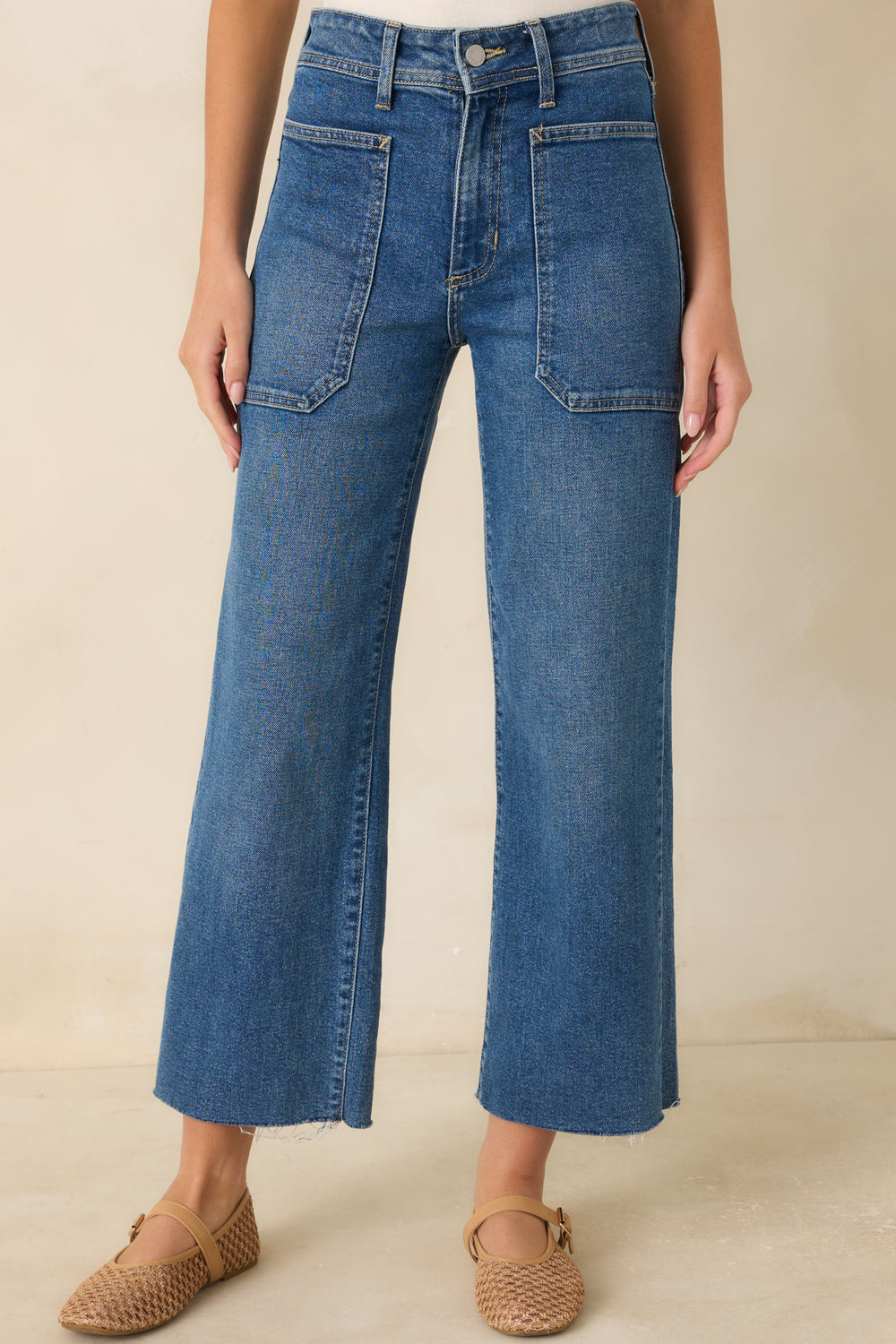 Utility-Jeans-Waist-Pocket-Details
