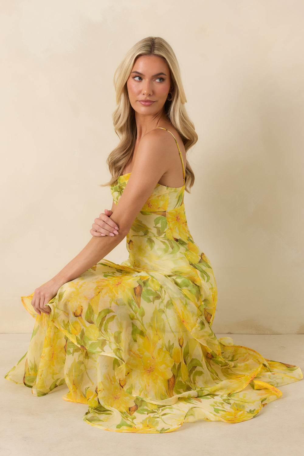 Watercolor-Floral-Maxi-Dress-With-Fitted-Bodice