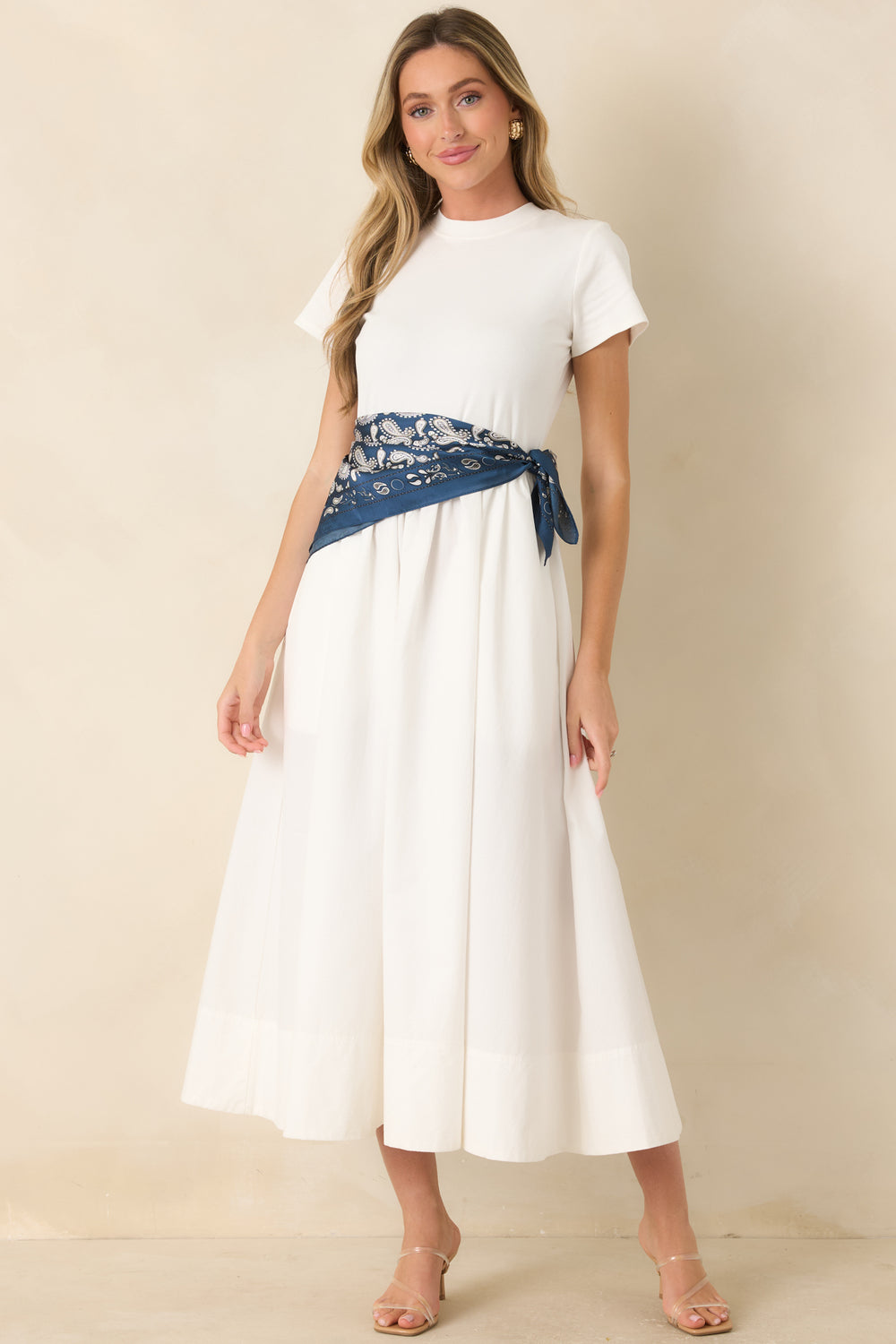 White-Cotton-Midi-Dress-Features-A-Fitted-Bodice